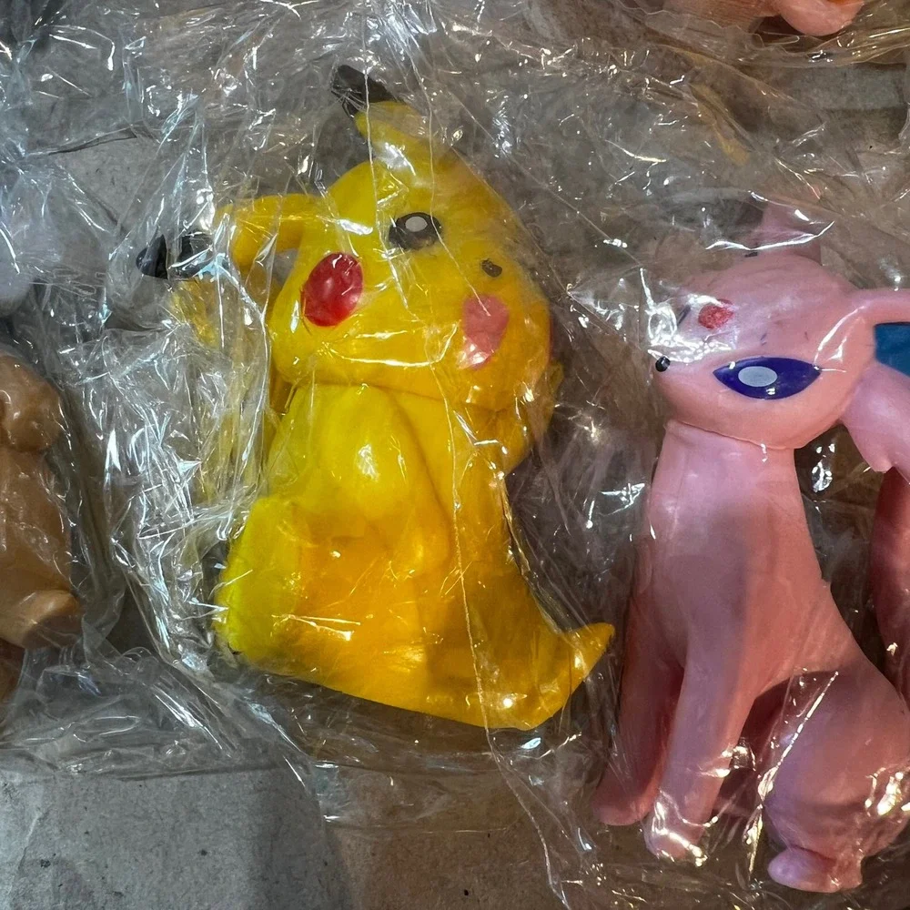 Nintendo Pokemon 12pc Figure Set Multicolor Pikachu Eevee Gengar Lucario Espeon